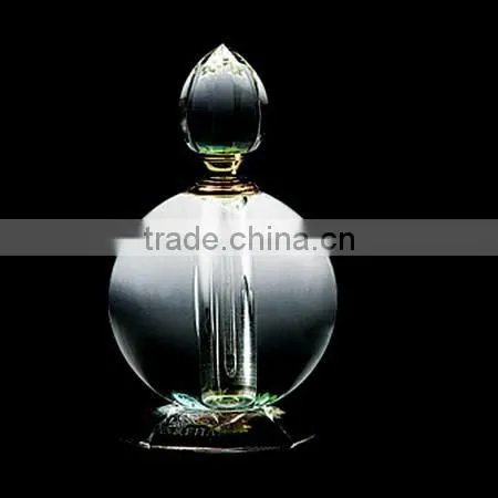 2016 Wholesale Crystal Perfume Bottle in Unique Design photo-2