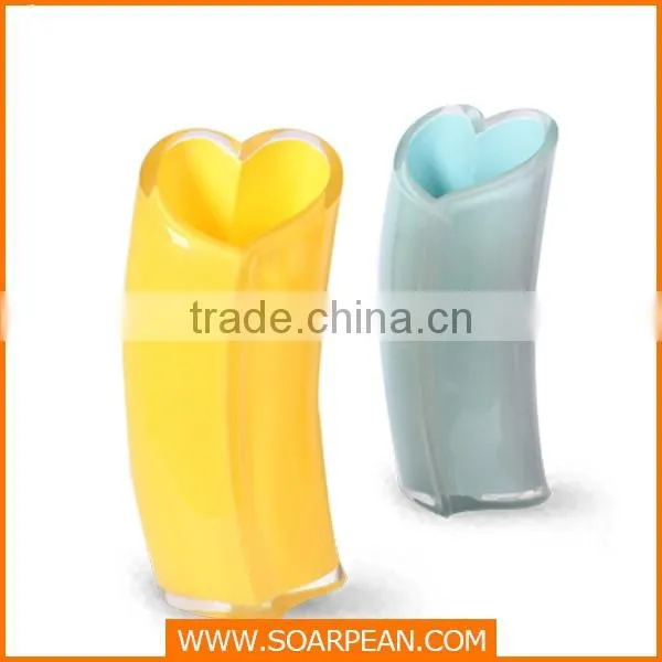 Home Decorative Fiberglass Heart Shaped Flower Pot photo-2