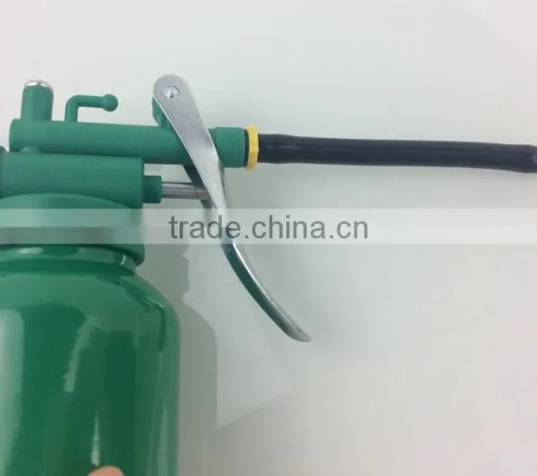 BERRYLION Tools BERRYLION Tools 250g Hand Press Oil Gun Plastic Pump Oiler With Metal Container photo-6