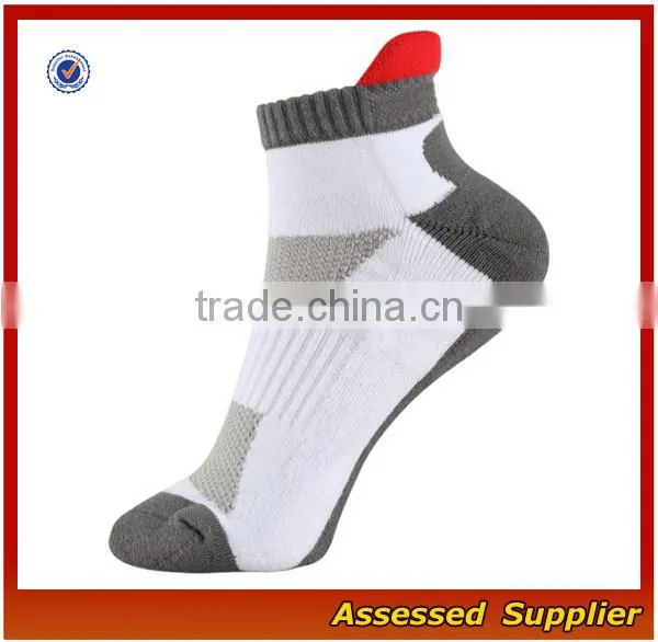 FXS150 High Quality Wholesale Mens Custom Logo Running Sport Socks photo-3