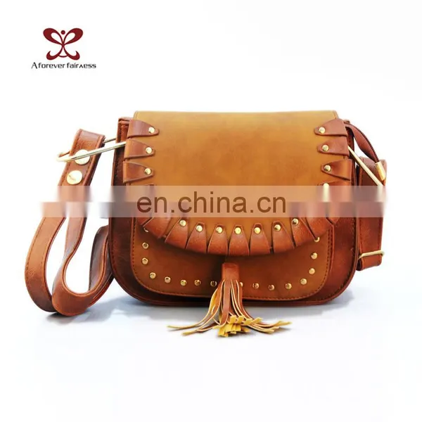 2016 Wholesale Fashion Powder Packaging Bag, PU Leather Lady Handbag ,Tassels Susen Handbag