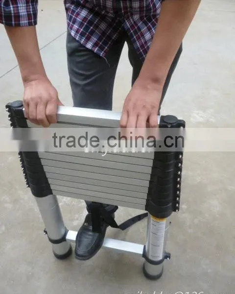 3.2M Aluminium Telescopic Ladder With Carry Bag photo-4