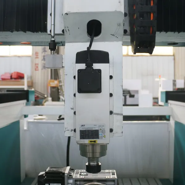 Big Size High Z 4 Axis 5 Axis CNC Router 180 Swing Degree Rotate Head Making Foam Wood Sculpture photo-5