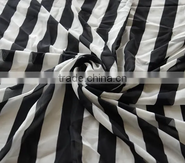 Black and White Stripe Printing Imitated Silk Fabric for Lady photo-3