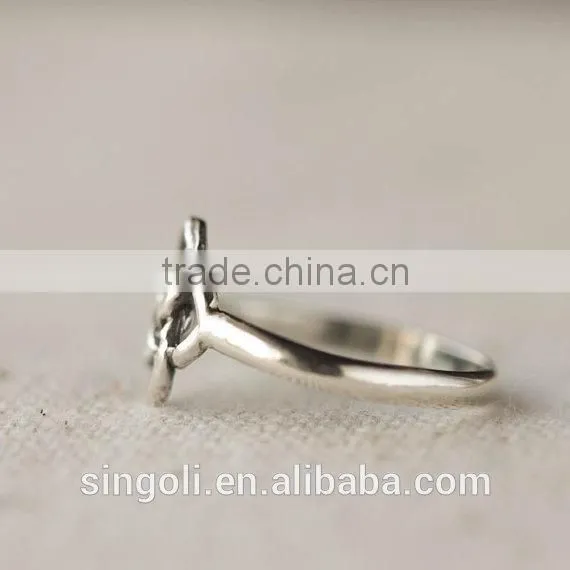 Antique Silver Casual Celtic Knot Ring photo-3