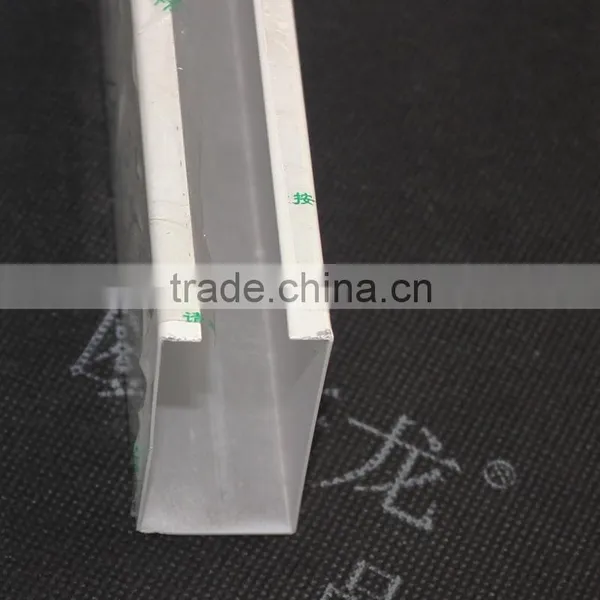 Anti-pollution White Aluminum Slat Baffled Ceiling Decorative Material for Building photo-5