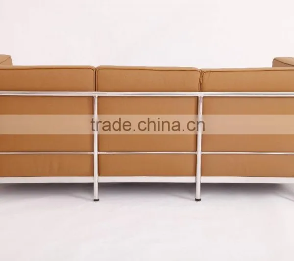 Bauhaus Furniture Supplier Le Corbusier LC2 Sofa Replica photo-3