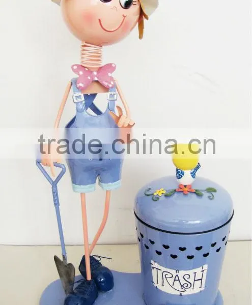 Metal Decor of Garbage Can photo-6