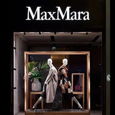Wholesale Fiberglass Faceless Mannequin Female photo-2