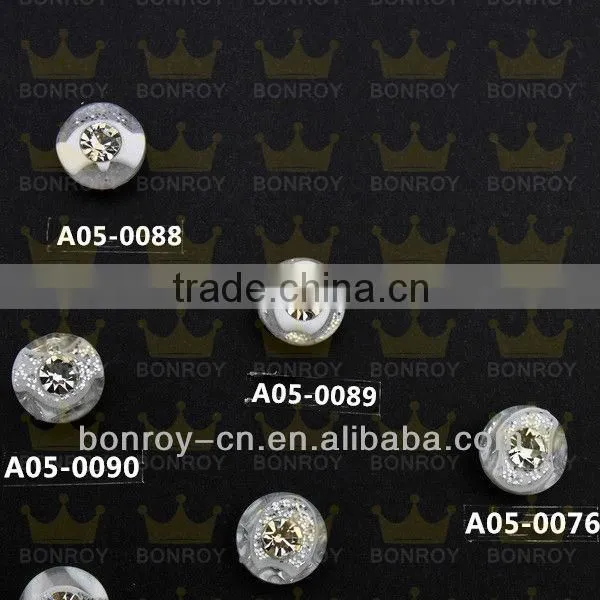 New Shinning Crystal Rhinestone Button for Embellishment