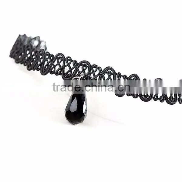 Vintage Punk Short Black Lace Velvet Choker Necklace for Women photo-4