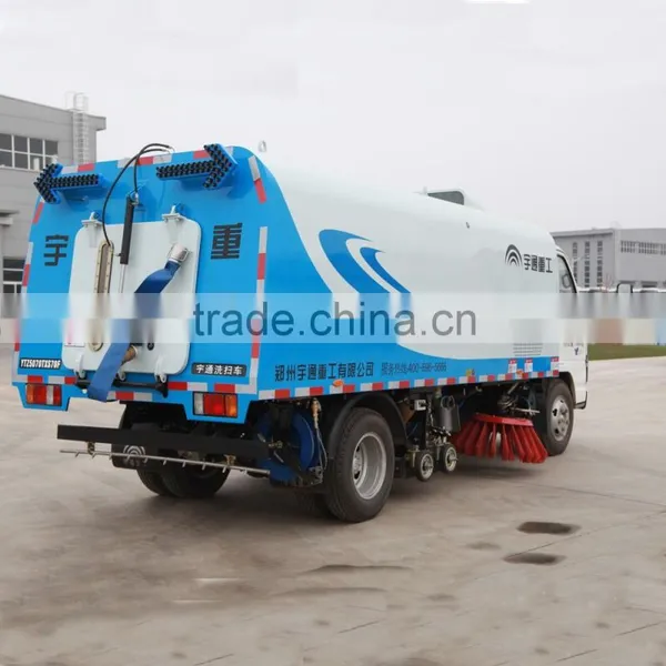 YUTONG Euro Four Emission Plain Coloured Green Road Washer Trucks photo-3