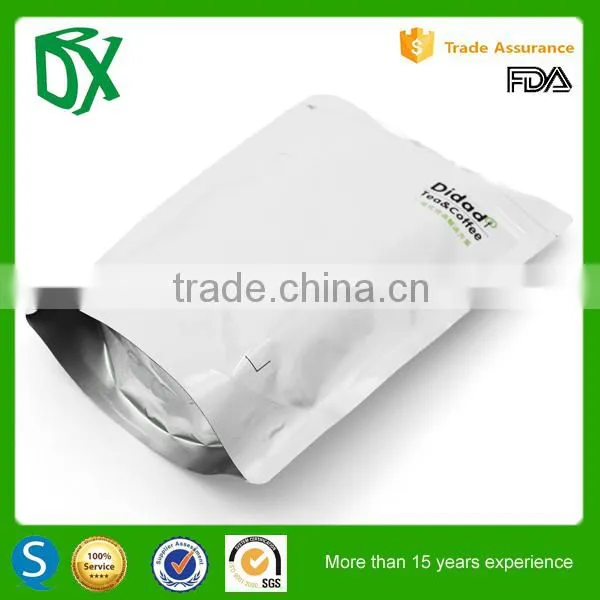 2015 New Product Custom Aluminum Foil Packaging Bags Cartoon Printed Zip Lock Bag for Snack Food Packaging photo-5