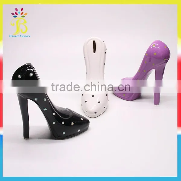 2016 Hot Sale Custom Ceramic Coin Bank With Funny Design