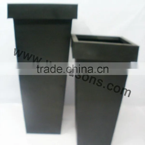 Antique Metal Aluminium Vase With Free Standing photo-3