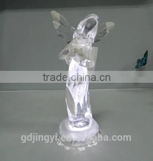 4.5V LED Light Acrylic Snow Holding Heart Angel for Valentines Decoration photo-4