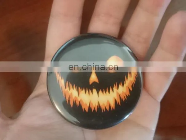 2016 Wholesale Cheap Custom Button Pin Badge With Your Own Design photo-4