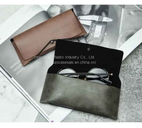​Fresh and Vintage Myopic Eyewear Case; Elegant and Stylish Leather Eyeglasses Case