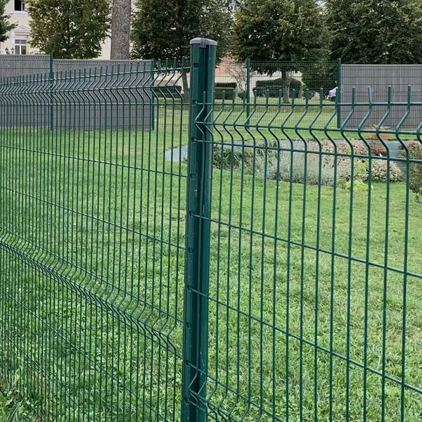Customizable Green Security 3D Folding Welded Wire Mesh Fence for School Playground photo-3