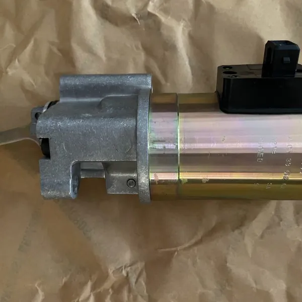China Supplier Deutz Engine Parts Solenoid/shutdown Device 02113790 for Deutz 1013/2013 Series Engine photo-4