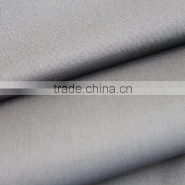 Quality 100% Cotton Twill Fabric PVC Finished for Jacket, Wind Coat, Over Coat, Shoes