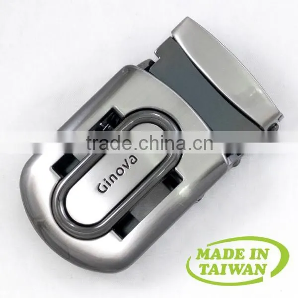 32mm Classic Popular Garment Fine Cheap Plastic Buckle photo-2