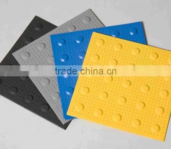 Large Plastic Bathroom Footpath Tile photo-3
