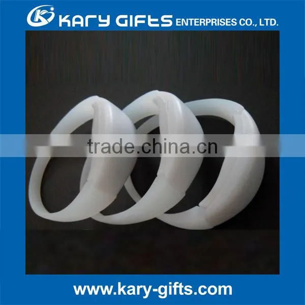 Wholesale LED Flashing Bracelet Via Remote Controled LED Bracelet photo-4