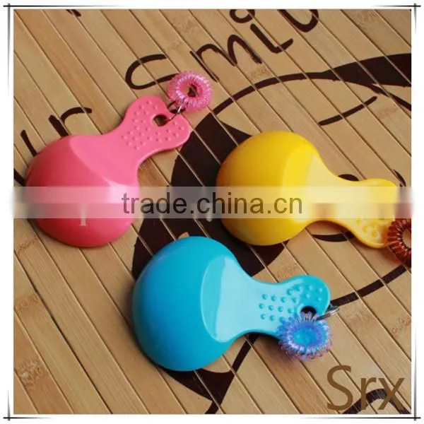 OEM Food Grade PP Pet Dog Cat Candy Color Plastic Shovel Heart Shape Handle Pet Food Spoon Manufacturer photo-5