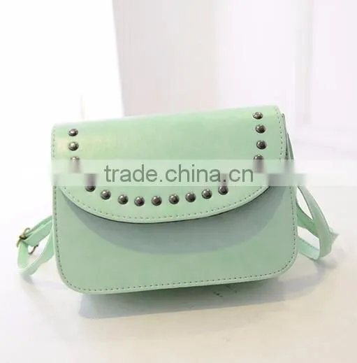 DY0002Z Europea Fashon Ladies Rivet Shoulder Bag photo-4