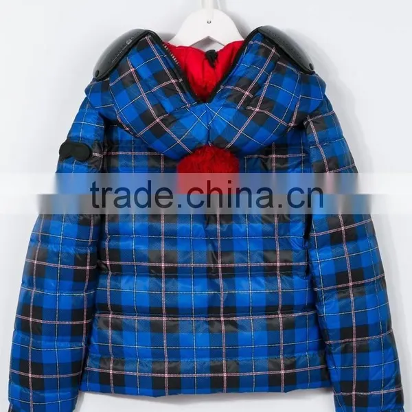 Customed Red and Blue Reversible Windproof Feather Down Puffer Jacket photo-2