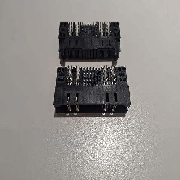 Pwrblade Board to Board 2pin 4pin Module Fci Amphenol Power Blade Connector for Rectifier Module photo-4
