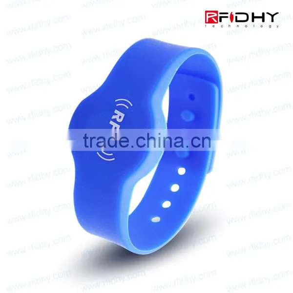 RFID SmartCard Wristbands Silicone Wristband for Bowling Centers photo-6