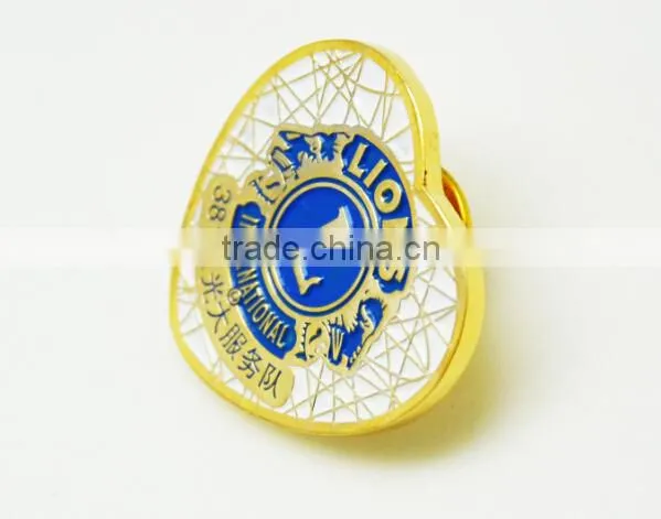 Customized Heart Shaped Gold Plated Lapel Pins photo-2