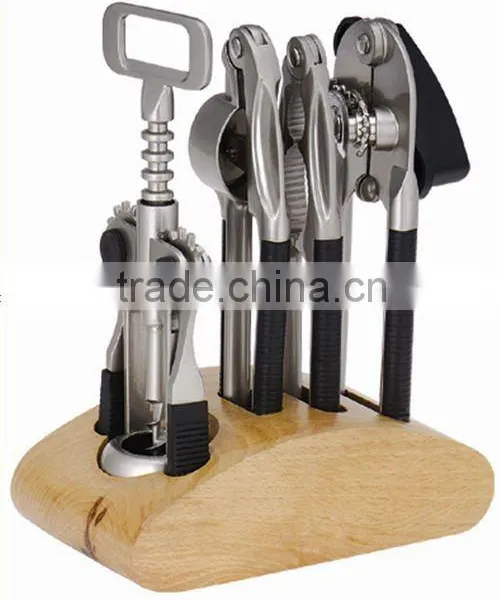 kitchen tool set