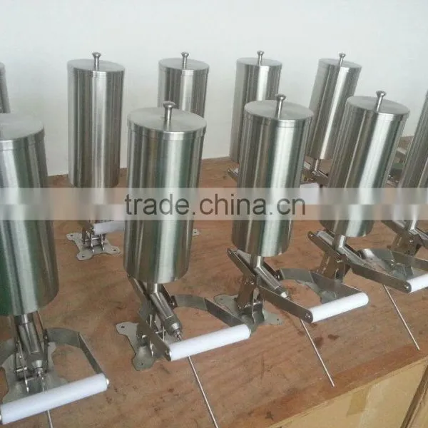 2015 Hot Sale 3.2L Manual Filling Machine/nutella Filler/churro Filler Machine photo-2