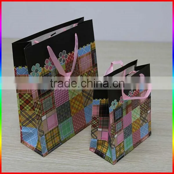 Color Printing Hair Accessories / Apparel / Clothing Paper Gift Bag photo-2