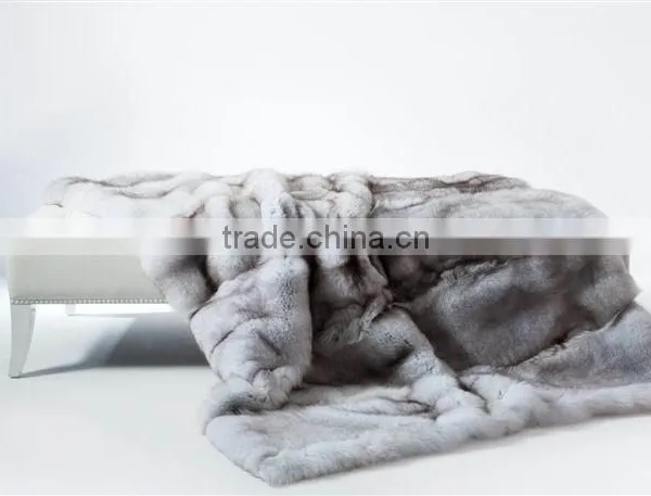 Wholesale Genuine Fox Fur Blanket With Pillows From China photo-2