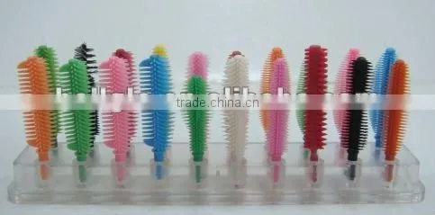 Mascara brush