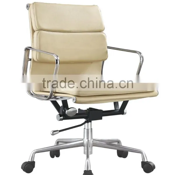 Soft Pad Executive Leather Swivel Chair photo-2
