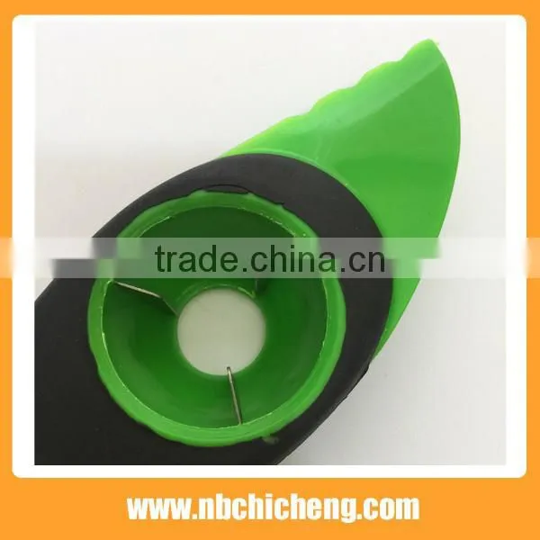 Wholesale Eco-friendly Home Kitchen 3 in 1 Avocado Slicer Avocado 3 in 1 Tool photo-4