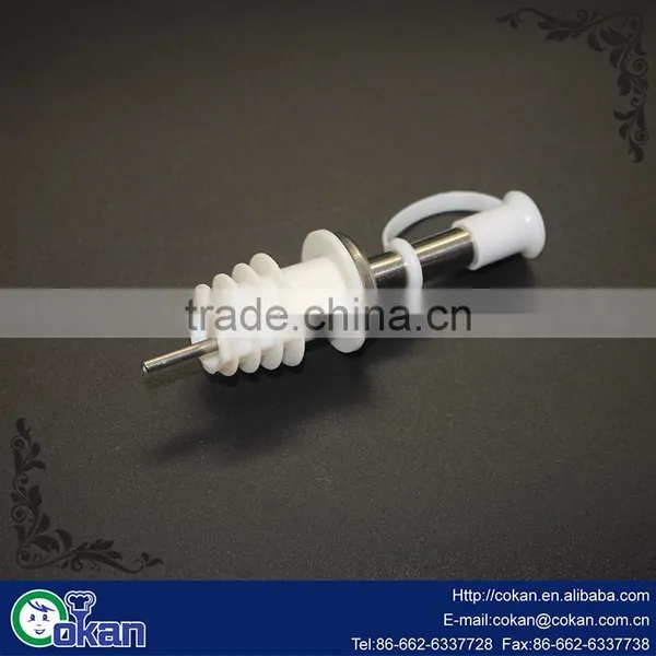 CK-KT695 Hot Selling Food Grade Plastic/Metal Champagne Pourer /Wine Bottle Pourer For Wine, Cocktail, Vodka photo-5