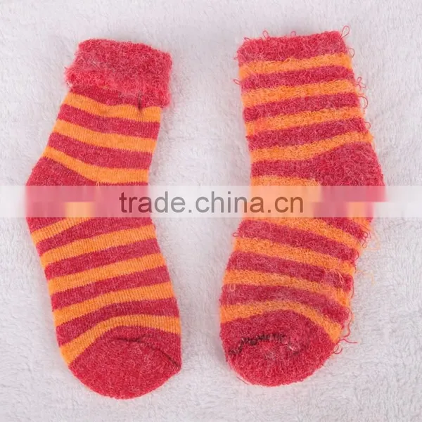 Angora Wool Material Bright Color Knitted Sock photo-2