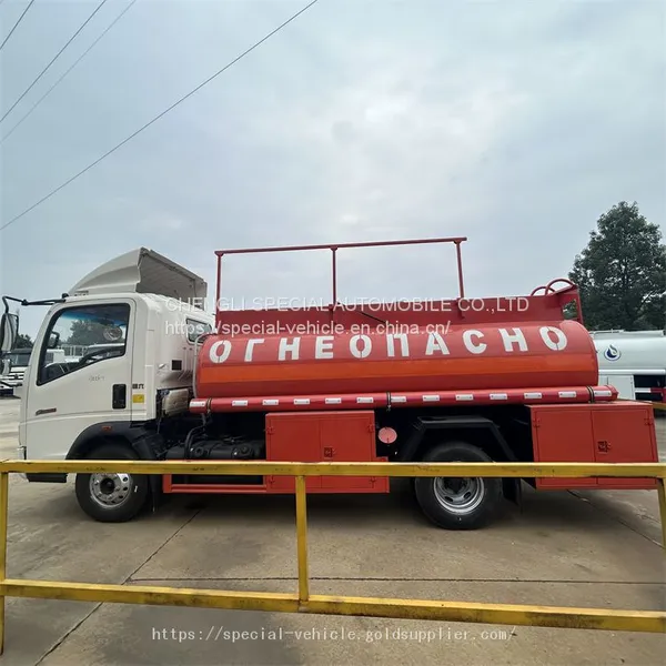 Efficient Oil Delivery Emergency Response Vehicle Large Carrying Capacity photo-3