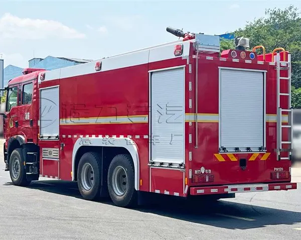 Produced 12 Tons Foam Fire Truck Heavy Truck HOWo Rear Twin Bridge 12 Tons Foam Fire Truck photo-4