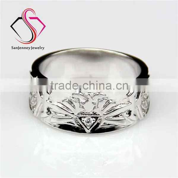 Round Brilliant Cut Moissanite 0.06CT 2.5mm Center 14k 18k White Gold Diamond Wedding Band Men's Diamond Band