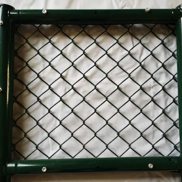 Durable PVC Coated Fencing, Suitable for Protection of Sports Fields Such as Playgrounds, Basketball Courts, Tennis Courts, and Outdoor Soccer Fields. photo-3