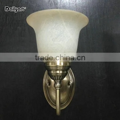 Decorative E27 Holder 60w Plated Wall Lamp photo-2