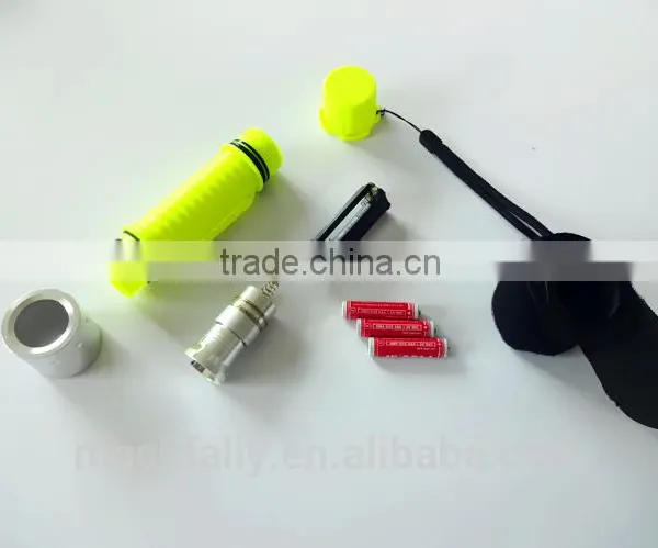 Factory Supply High Power ABS Waterproof 10w Xml T6 Led Diving Flashlight With 1*18650 Battery photo-4