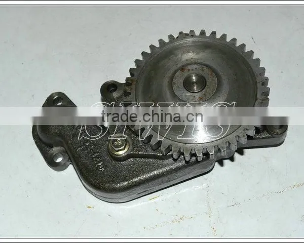 Excavator S6D105 Oil Pump Part No. 6136-52-1100 photo-2